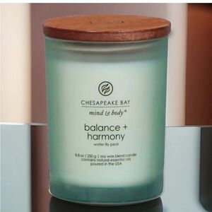 Chesapeake Bay Single Wick Candle- Balance & Harmony -Water Lily Pear (8.8oz)